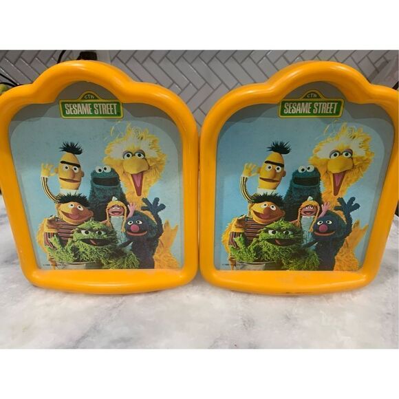 Vintage 1980 Sesame Street Bookends Plastic Yellow Bert Ernie Big Bird Oscar - Picture 1 of 4